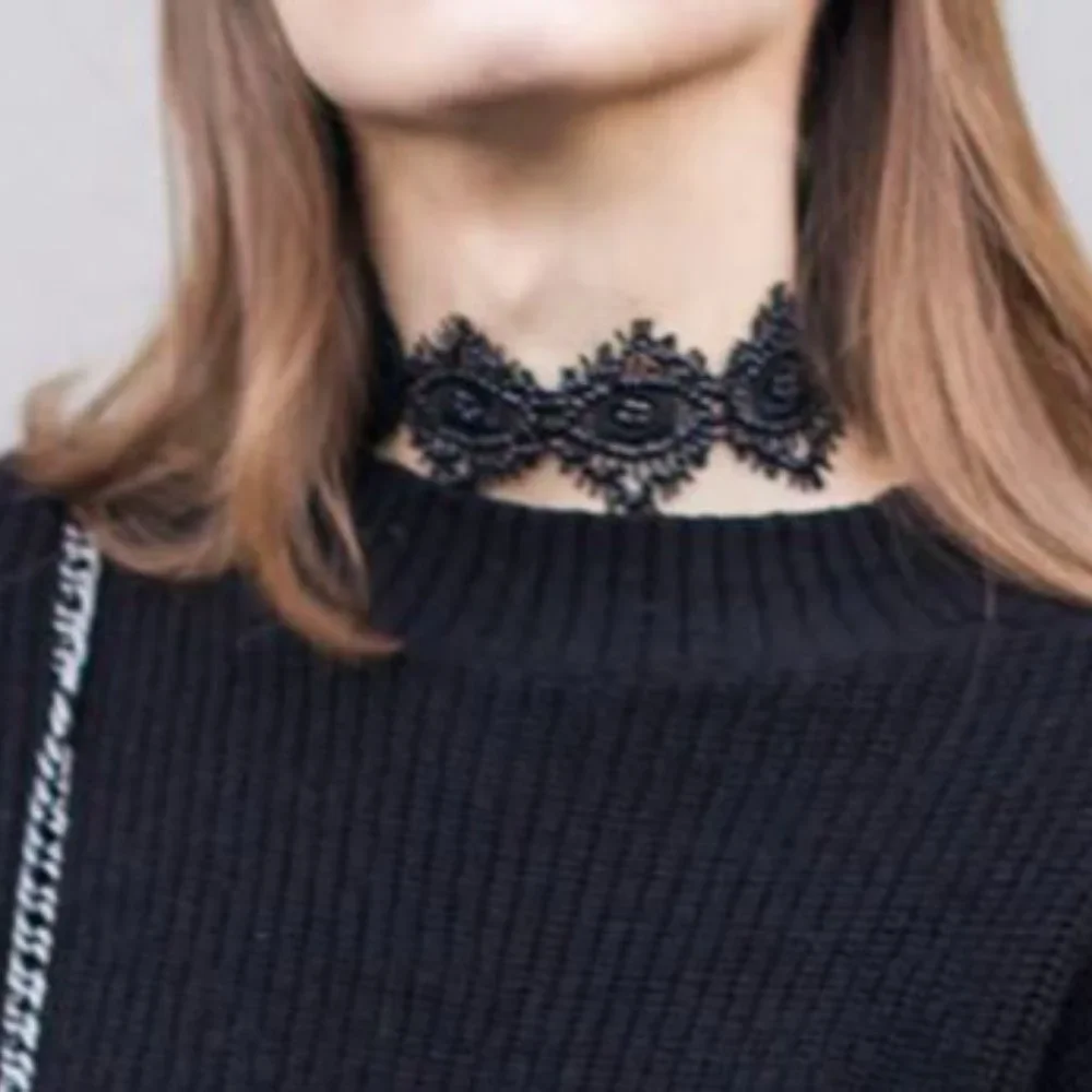 Amrita Singh Black Marta Lace ChoKer Necklace - Picture 3 of 3